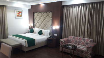 Suite Hotel GMS Grand Hotel in Dehradun 9